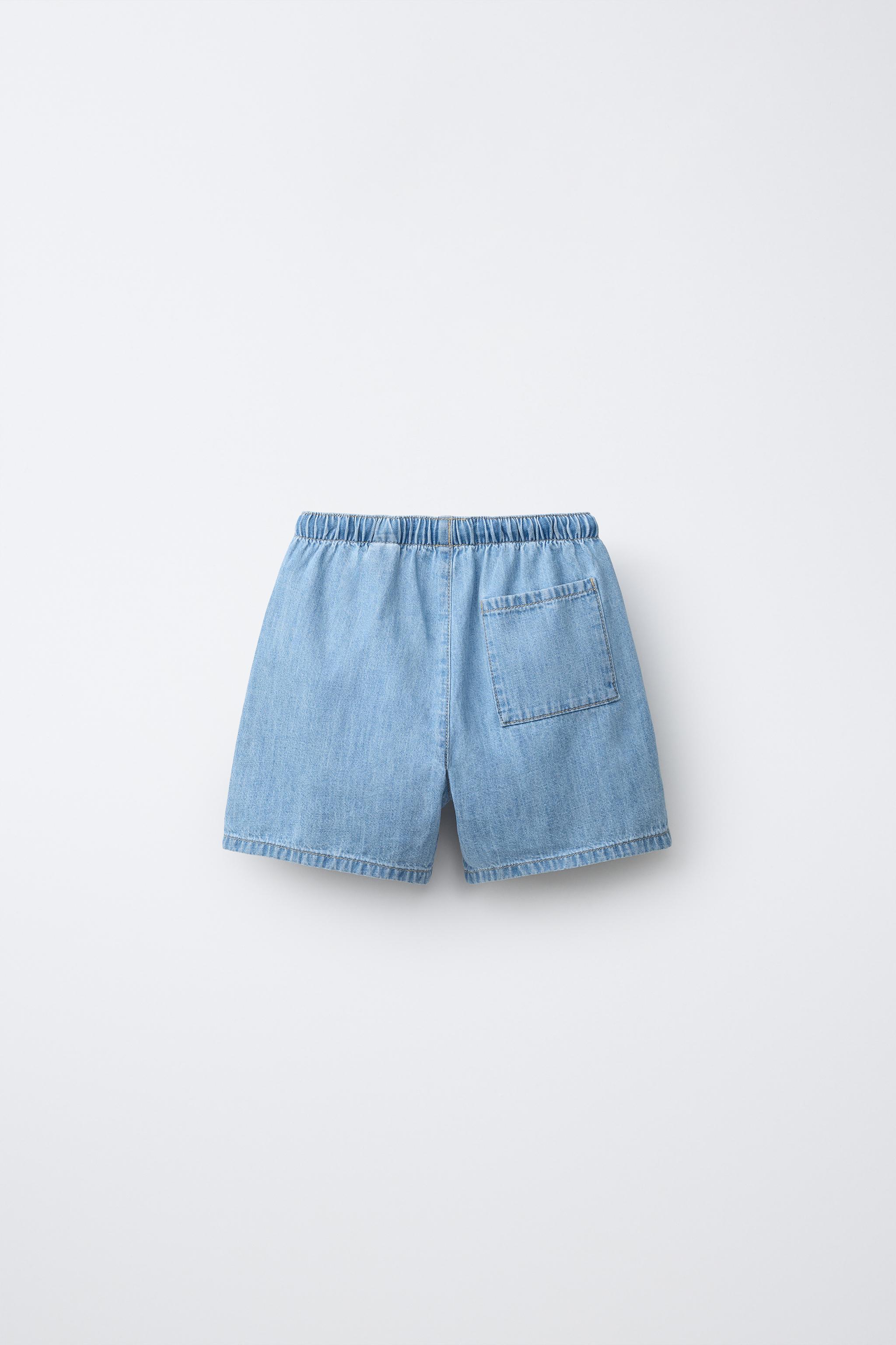 BUTTONED DENIM SHORTS